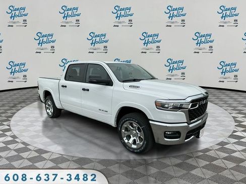 New 2026 RAM 1500 Big Horn AWD/4WD image 3