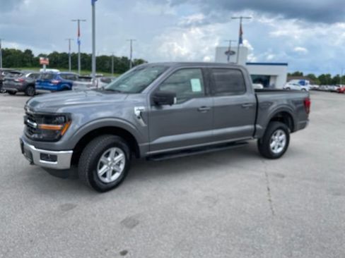 New 2026 Ford F150 XLT w/ Equipment Group 302A MID AWD/4WD image 7