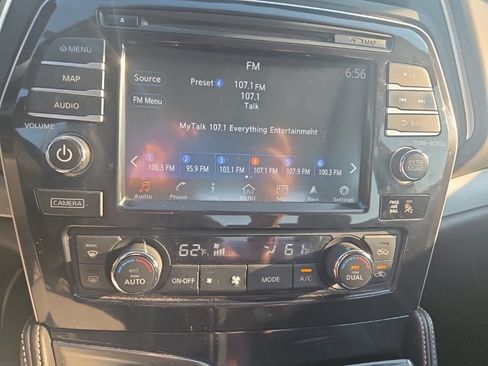 Used 2017 Nissan Maxima 3.5 SL FWD image 10