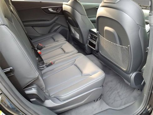 New 2026 Audi Q7 3.0T Prestige image 6