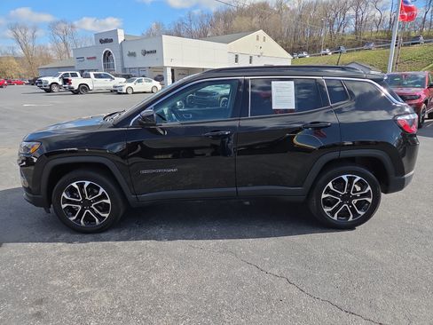 Certified 2022 Jeep Compass Limited AWD/4WD image 7