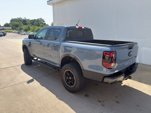 Used 2024 Ford Ranger Lariat w/ Trailer Tow Package AWD/4WD image 12