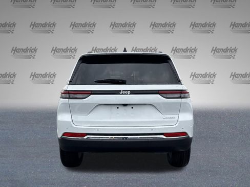 New 2025 Jeep Grand Cherokee Laredo X w/ Luxury Tech Group I image 7