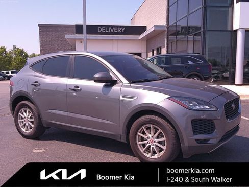 Used 2019 Jaguar E-PACE AWD/4WD image 4