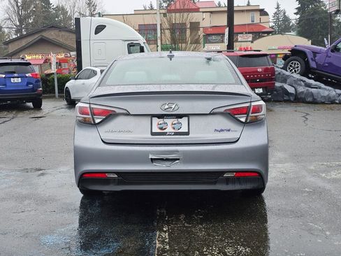 Used 2016 Hyundai Sonata SE image 6