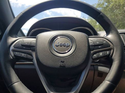 Used 2018 Jeep Grand Cherokee High Altitude RWD image 24