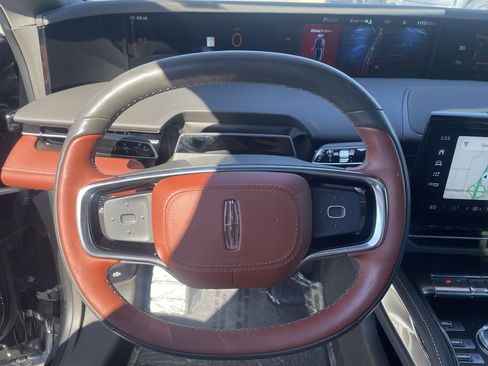 Used 2024 Lincoln Nautilus Black Label image 12