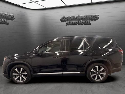 Certified 2023 Honda Pilot Elite image 2