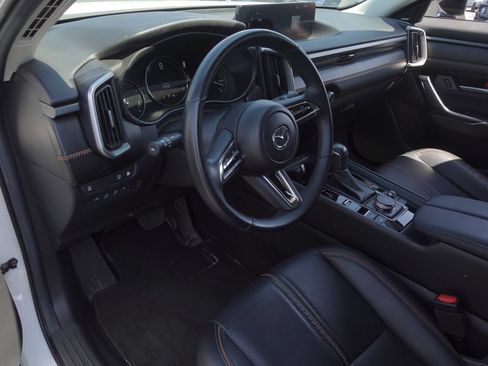 Used 2025 MAZDA CX-50 AWD 2.5 Hybrid w/ Premium Pkg image 11