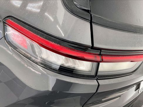 New 2025 Jeep Grand Cherokee L Altitude image 16