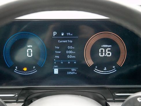 Used 2024 Hyundai Kona SEL AWD/4WD image 33