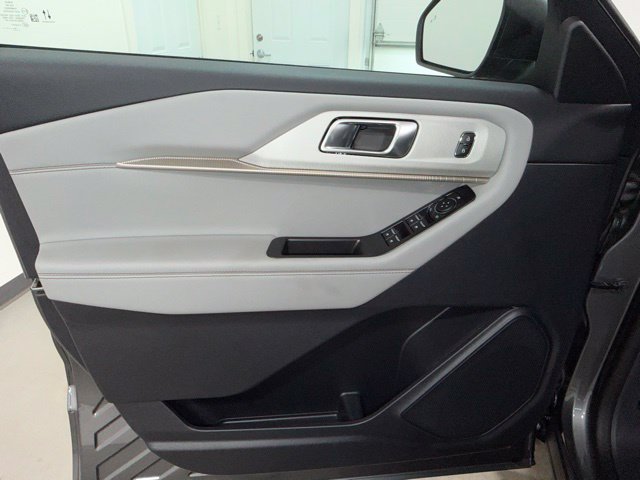 New 2026 Ford Explorer Active w/ Active Comfort Package AWD/4WD image 10