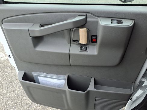 New 2025 GMC Savana 3500 w/ Power Convenience Package image 18