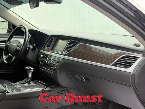 Used 2018 Genesis G80 3.8 AWD/4WD image 18