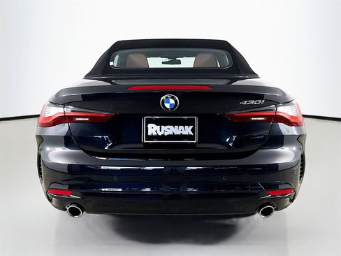 Certified 2023 BMW 430i Convertible w/ Convenience Package image 6