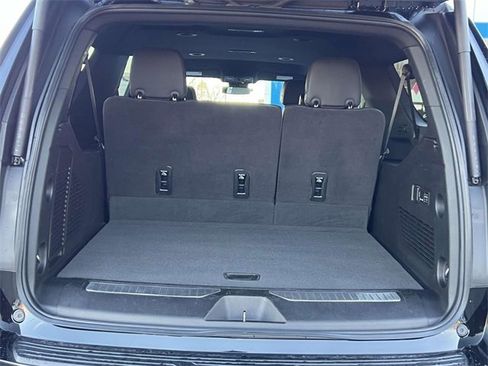 Certified 2023 Chevrolet Suburban Premier image 7