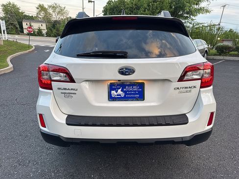 Used 2016 Subaru Outback 2.5i Limited AWD/4WD image 7