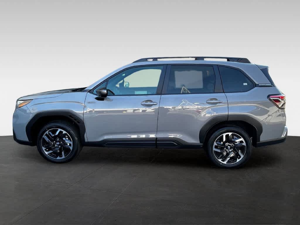 New 2026 Subaru Forester Touring AWD/4WD image 3