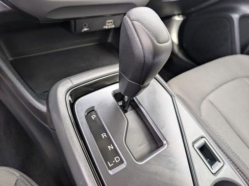 Used 2024 Subaru Crosstrek 2.0i image 25