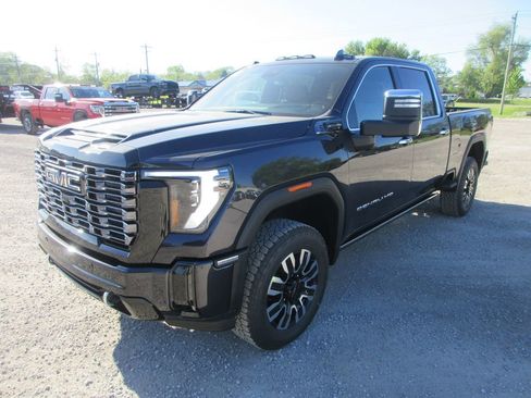 New 2026 GMC Sierra 3500 Denali Ultimate AWD/4WD image 10