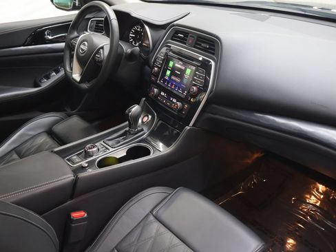 Used 2023 Nissan Maxima Platinum w/ Sport Mat Group FWD image 10