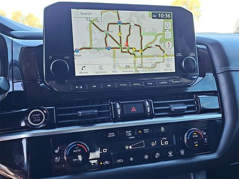 Used 2023 Nissan Pathfinder Platinum image 20