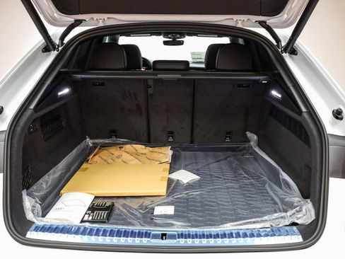 New 2026 Audi Q8 Premium Plus image 29