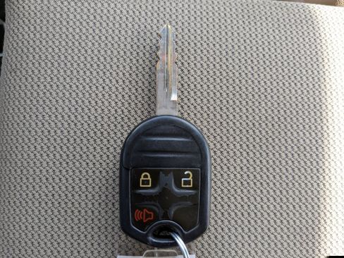 Used 2013 Ford F150 XLT w/ XLT Chrome Pkg image 25