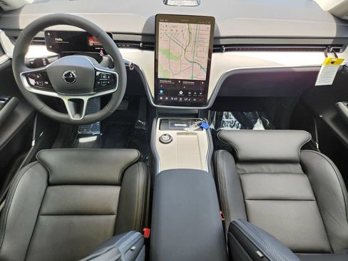 New 2026 Volvo EX90 Ultra AWD/4WD image 15