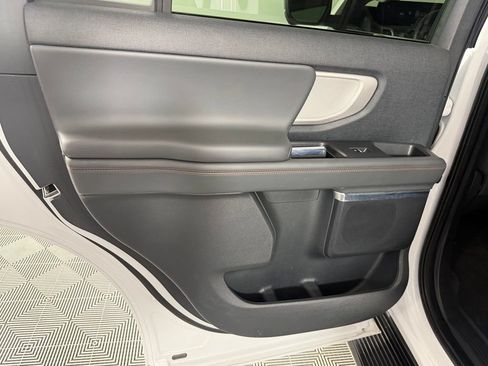 Used 2025 Ford Expedition Active RWD image 25