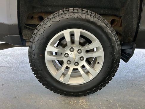 Used 2018 Chevrolet Silverado 1500 LT w/ All Star Edition image 13