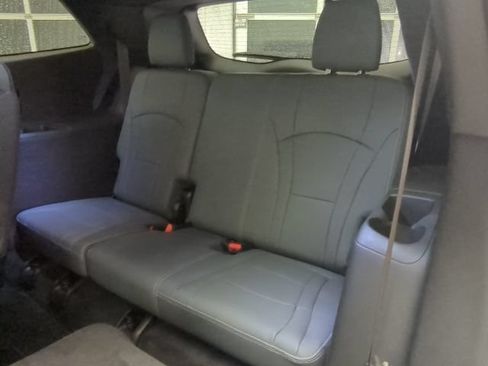 Used 2023 Buick Enclave Essence FWD image 28