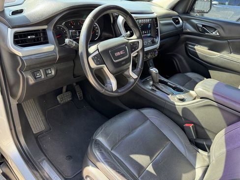 Used 2017 GMC Acadia SLT FWD image 5