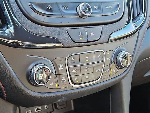 Used 2022 Chevrolet Equinox RS w/ RS Leather Package image 24