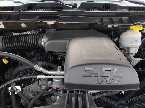 Used 2022 RAM 1500 Tradesman w/ Electronics Group RWD image 30