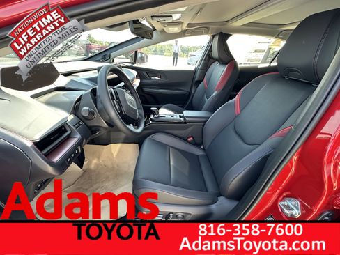 New 2026 Toyota Prius Plug-In Hybrid image 5