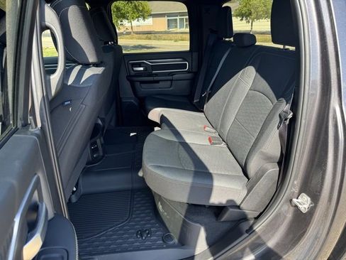 Used 2025 RAM 2500 Big Horn w/ Bed Convenience Group image 12