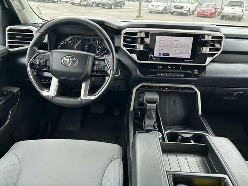 Used 2023 Toyota Tundra SR5 w/ SR5 Convenience Package AWD/4WD image 22