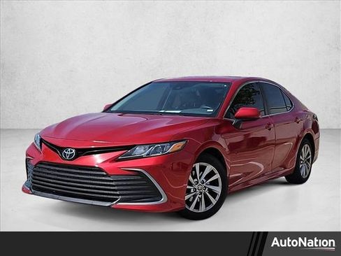 Used 2023 Toyota Camry LE FWD image 1