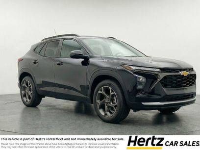 Used 2025 Chevrolet Trax LT w/ LT Convenience Package