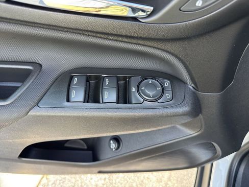 Certified 2023 Chevrolet Equinox RS image 22