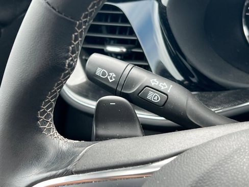 Used 2022 Buick Envision Preferred image 36