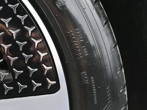 Used 2023 Mercedes-Benz EQS 450+ Sedan image 40