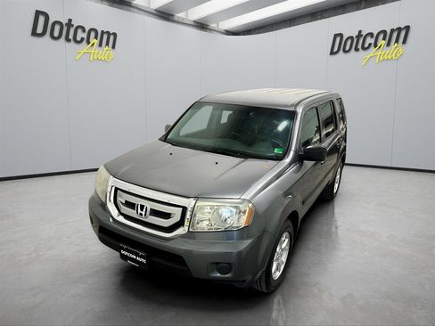 Used 2010 Honda Pilot LX image 1