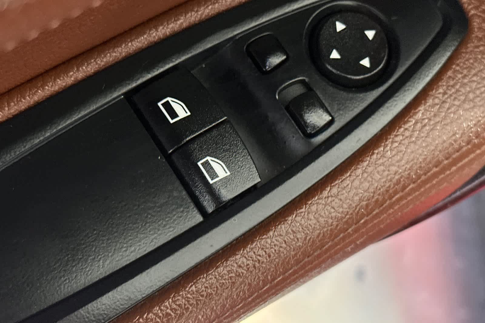 Used 2015 BMW M235i Coupe w/ Premium Package RWD image 5