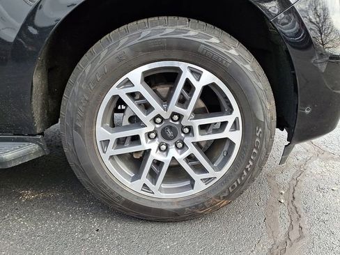 Used 2025 Ford Expedition Max Active image 8