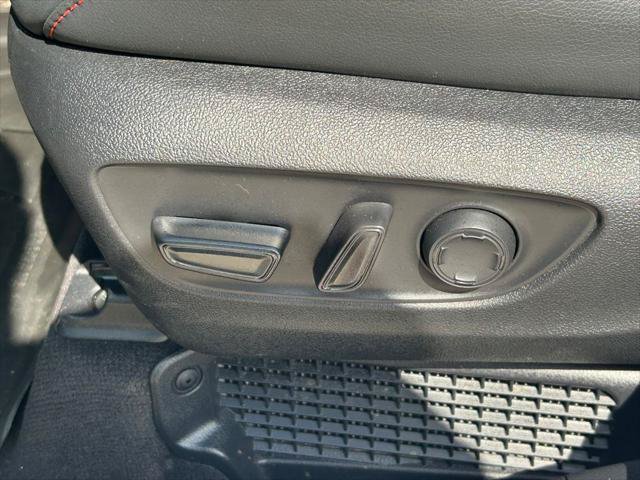 Certified 2025 Toyota Sienna XSE w/ XSE Plus Package FWD image 28