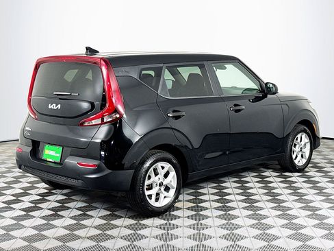 Used 2022 Kia Soul S FWD image 8