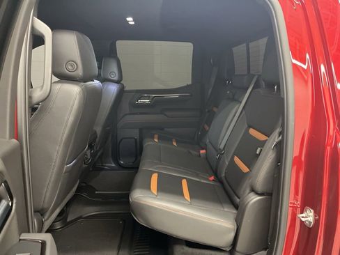 Used 2025 GMC Sierra 1500 AT4 w/ AT4 Premium Package image 29