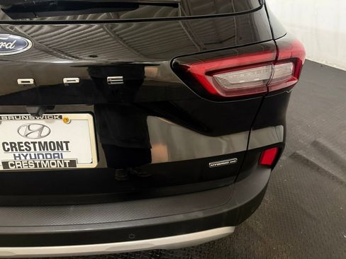 Used 2024 Ford Escape Platinum w/ Premium Technology Package image 11